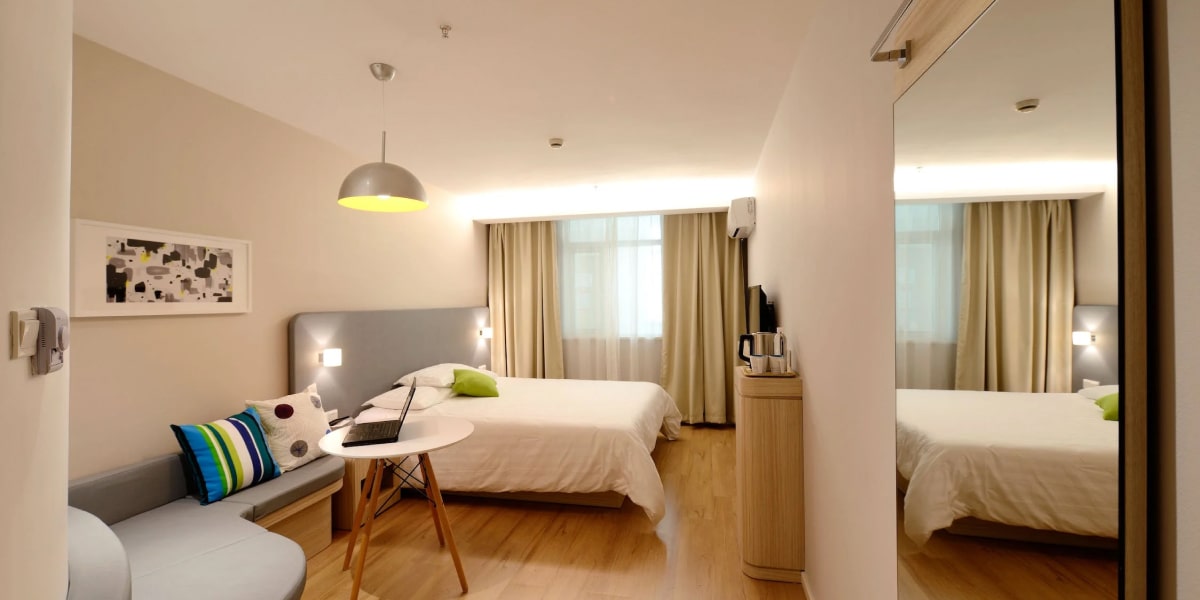 The basic accommodations would expect to hotel room
